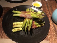 炭烤芦笋-Carbon莫卡哆·意大利复古集市餐厅(杭州大厦店)