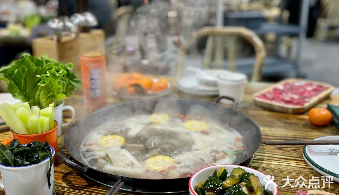 网红店打卡｜南昌首家骑自行车上菜的火锅店