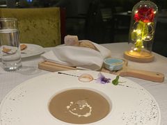 -深圳富苑皇冠假日套房酒店
