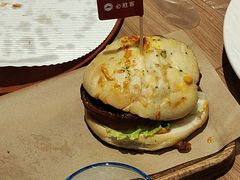 -必胜客(龙泉万达店)