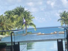 -亚龙湾喜来登·美景台大堂吧