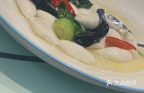 White-Braised Fish Belly