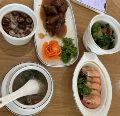 -菁幼月子会所(儿童医院店)