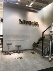 -Miracle集简美发沙龙
