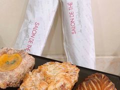 -Salon de The de Joel Robuchon(外滩18号店)