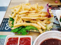 -香港新曜记茶餐厅(万泰城店)