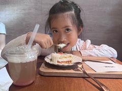 -VERIE BAKEHOUSE
