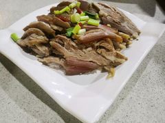 -墨脱石锅椰子鸡•香草鸭•东山羊(大东海店)