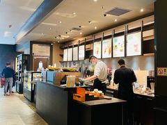 -星巴克臻选(南京金茂览秀城店)