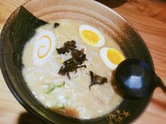 白丸肥牛拉面-Uni 忧你の深夜食堂(浦江万达广场店)