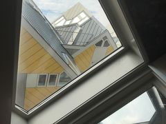 -立体方块屋