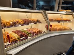 -HOT CRUSH趁热集合·现烤面包(环球港店)