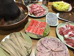 -东镇老火锅(长春路首店)