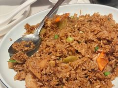 酸菜脆皮肉炒饭-新旺茶餐厅·早餐·夜宵(仙霞店)