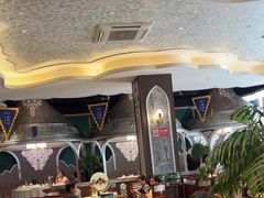 -哈啾嗨·新概念蒙餐(红星新城店)