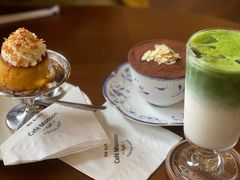 -Café Monson