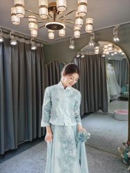 -衣贝姿婚纱礼服馆