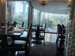 -圣丰索菲特·2 On 988 Café 自助餐厅
