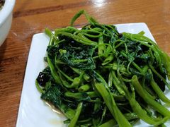 -陈有良尖椒鸡(渝中旗舰店)
