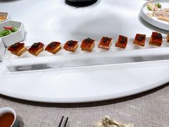 鱼子酱烤鸭-悦江(梅奔中心店)