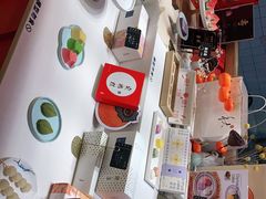 零售区-阮大兴糕团(滨江宝龙店)