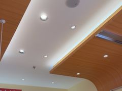 -龍歌自助小火锅(市南金茂湾店)