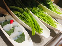 -海底捞火锅(金山百联店)