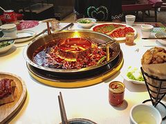 -二荆条·城市森林火锅旗舰店