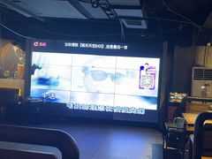-麦凯伦烧烤·精酿超级工厂店(金桥总店)