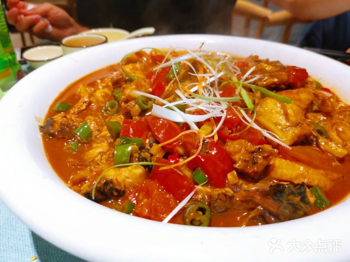 大师傅金奖啤酒鱼(鱼王店)啤酒漓江芝麻剑鱼图片