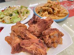 -吴记酱骨炖菜馆(西大直街店)