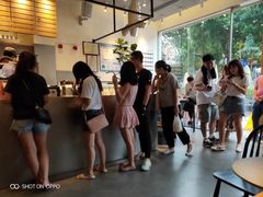 -喜茶(东莞汇一城店)