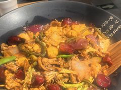 -风光老灶麻辣香锅(大成路翠微百货店)