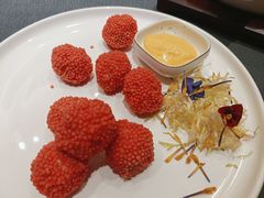 蟹粉灌汤虾球-浙里本味·宴四季江南(三台山路店)