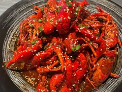 -肥肥虾庄·金牌油焖大虾(杨园滨江时代walk店)