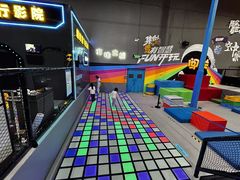 -超时空蹦床团建·VR潮玩运动娱乐·生日派对游乐园(金桥店)