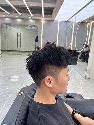 -赤道 Hair Salon