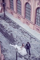 欧美时尚-巴黎婚纱摄影工作室