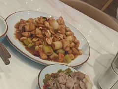-犇逸·乐山跷脚牛肉·四川现炒(览海店)