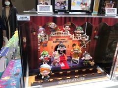 -泡泡玛特POPMART(世豪广场店)