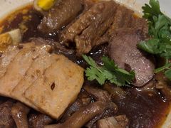 -沪华海鲜大酒楼(南汇店)