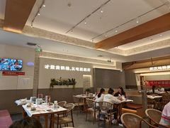 -肥肥虾庄·金牌油焖大虾(汉口城市广场店)