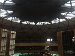 -上海滴水湖皇冠假日酒店