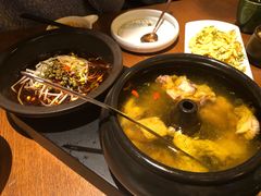 云南经典汽锅鸡-云海肴·汽锅鸡·云南菜(苏州中心店)