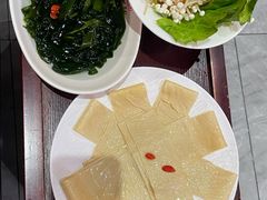 -洞子口重庆鲜货火锅(楚翘城旗舰店)