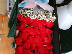-雪蔓之鲜花气球派对(家佳源时代中心店)