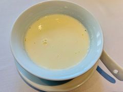 蛋白杏仁茶-伯衡55·吉品轩(乌鲁木齐南路店)