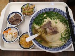 -陇兴楼兰州拉面(西安咸阳国际机场店)