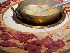 -牛人日志·鲜牛肉骨汤火锅(万科里瑧店)