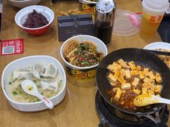 -南城香·饭香串香馄饨香(青年路店)